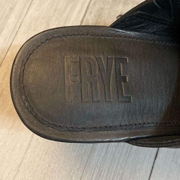 New in Box Frye Jessica Studded Clog Mule Black Women Size 8.5 M *Beautiful* - Picture 6 of 12